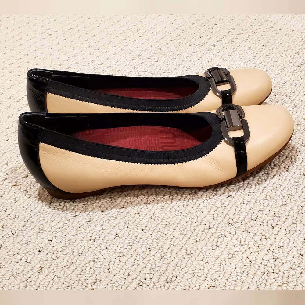 Munro Ivy Leather Colorblock Camel/Black Horsebit Preppy COMFORT Flats 8.5N